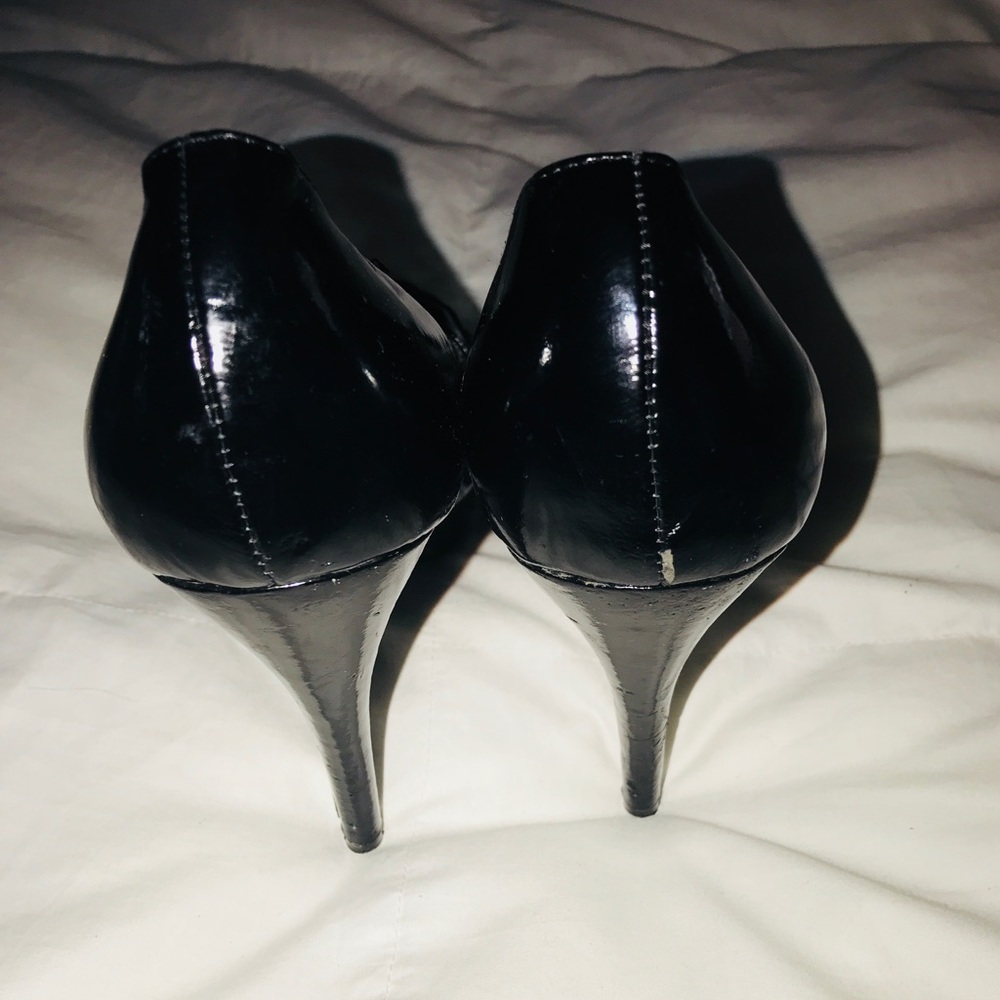 SOLD Beautiful open toe Stelio’s - Picture 1 of 5
